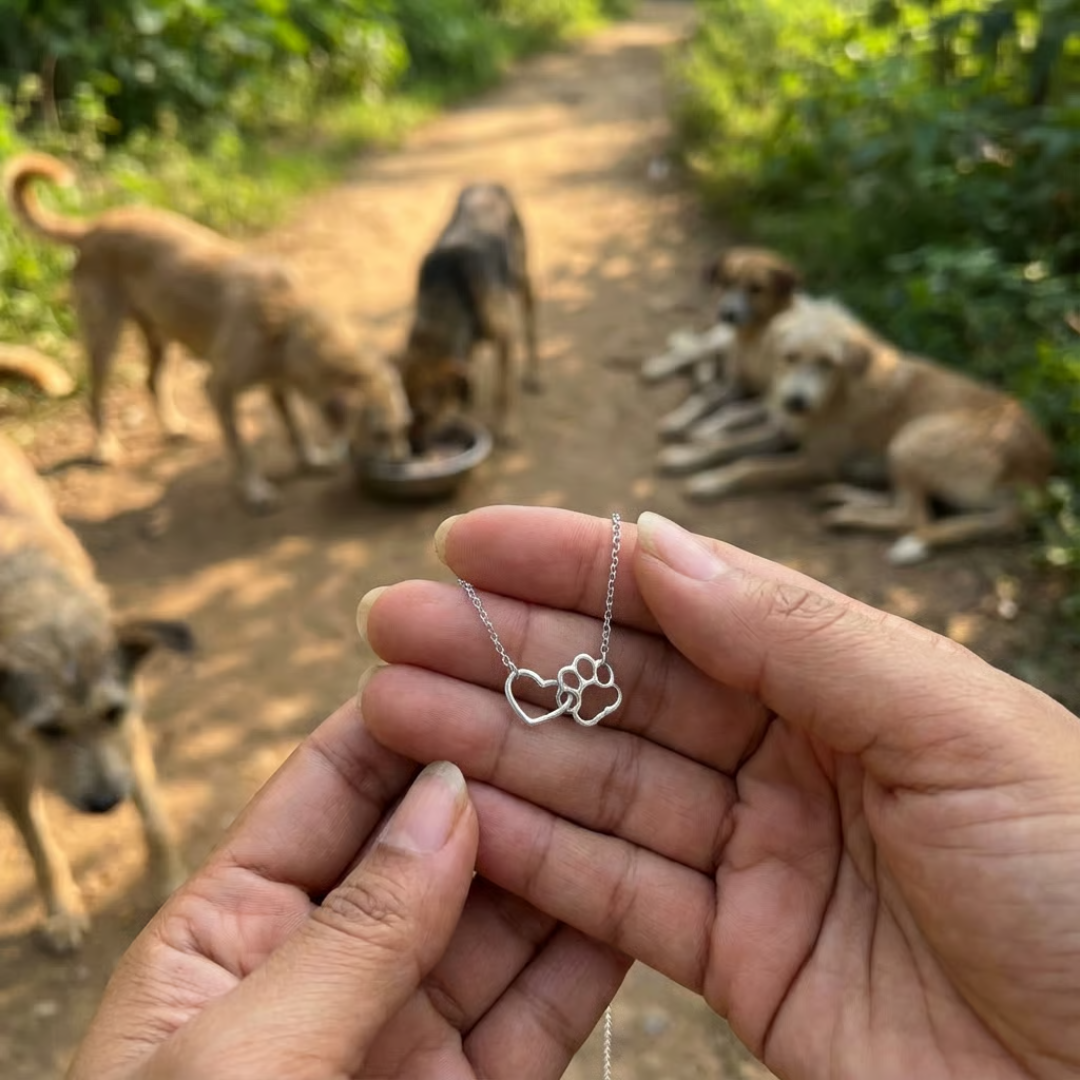 Bond Paws Necklace