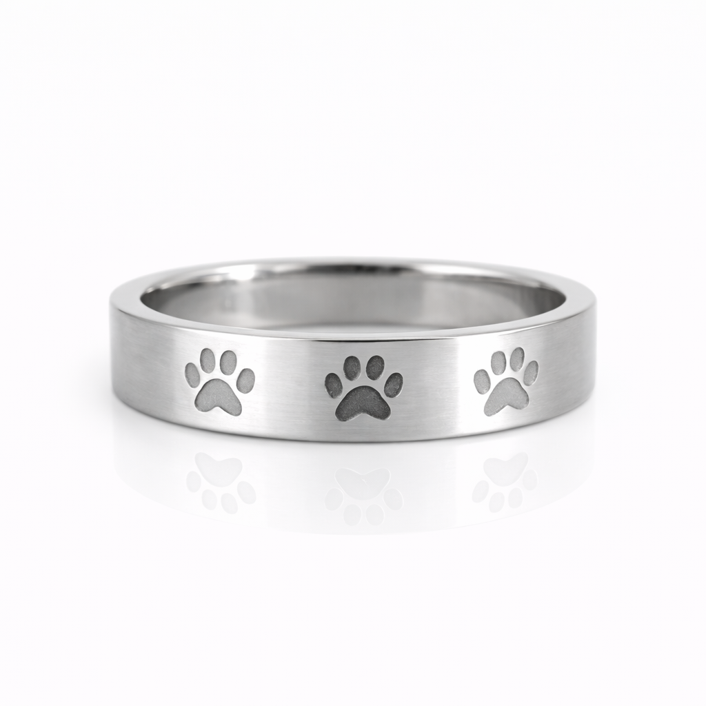 Noir Paws Ring